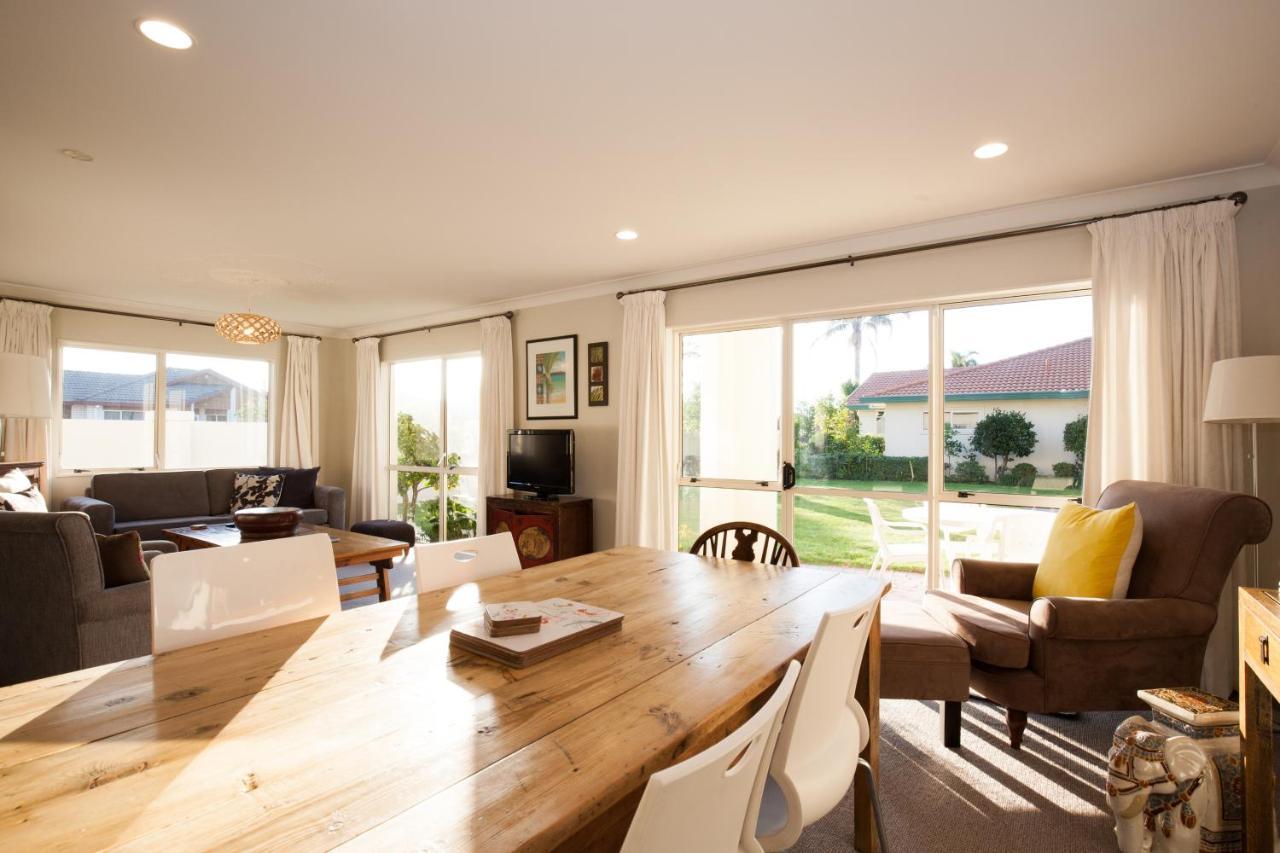 Pacific Palms 4*