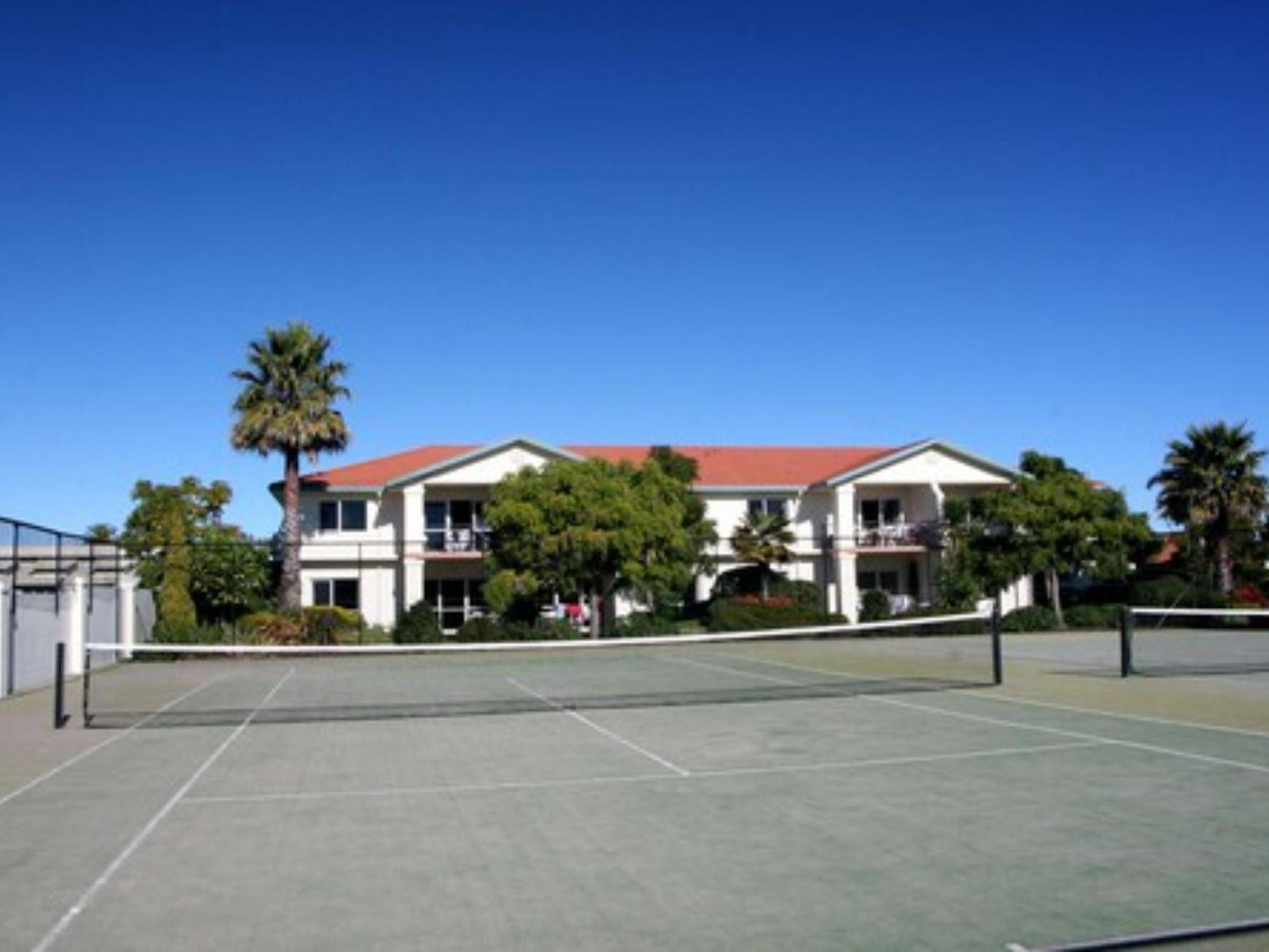 Pacific Palms
